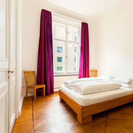 Rent this 3 bed apartment on 10969 Berlin