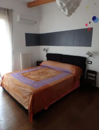 Rent this 2 bed apartment on Ferramenta Sudati in Via Padova, 20132 Milan MI