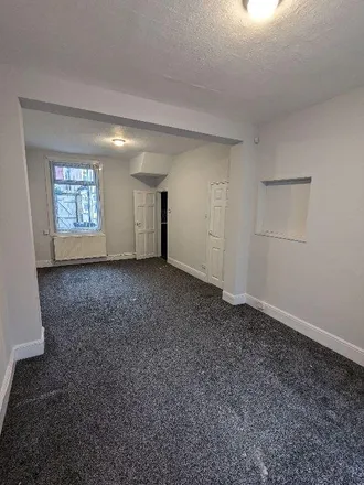 Image 3 - Thomas Street, Middlesbrough, TS3 6JF, United Kingdom - Townhouse for rent
