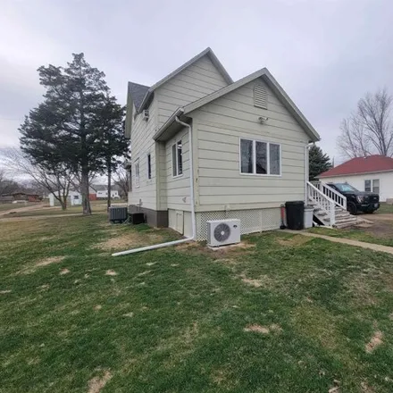 Image 2 - Village Green Golf Course, North Arthur Street, Howard, SD 57349, USA - House for sale