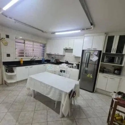 Buy this 3 bed house on Rua Shangai in Guanabara, Londrina - PR