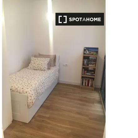 Rent this 1 bed room on Carrer de Rivero in 34, 08911 Badalona