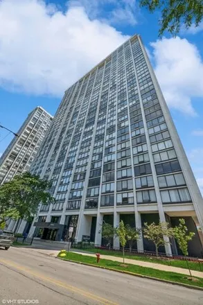 Rent this 1 bed condo on 5445 N Sheridan Rd Apt 511 in Chicago, Illinois
