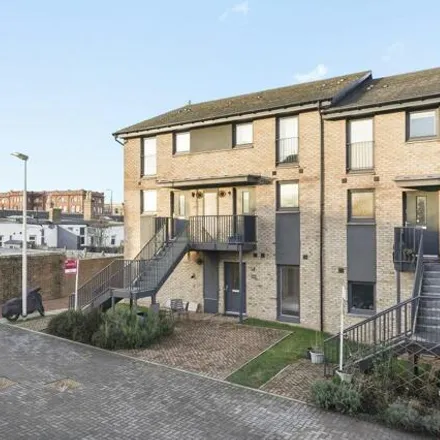Buy this 2 bed apartment on 9 Flint Terrace in City of Edinburgh, EH15 1AE