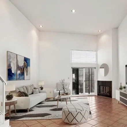 Image 3 - 12299 Rochester Avenue, Los Angeles, CA 90025, USA - Condo for sale