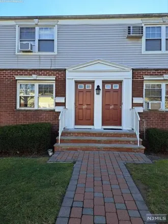 Rent this 1 bed house on 101 Hastings Avenue in Rutherford, NJ 07070