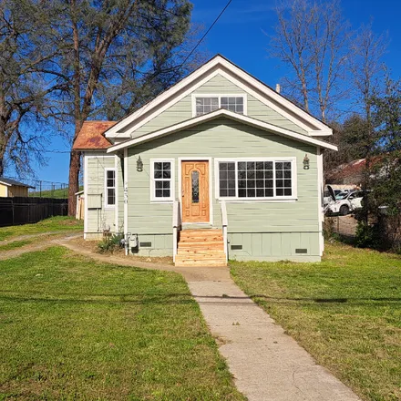 Rent this 3 bed house on 430 Bright Ave