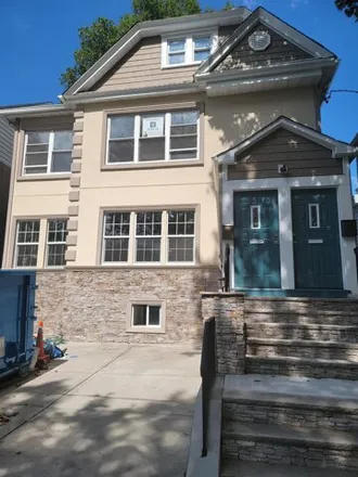 Rent this 4 bed house on 91 Lincoln Parkway in Bayonne, NJ 07002