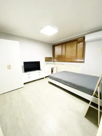 Rent this 1 bed apartment on 158-20 Nonhyeon-dong in Gangnam-gu, Seoul