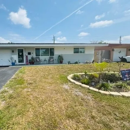Image 2 - 8483 Northwest 15th Court, Pembroke Pines, FL 33024, USA - House for sale