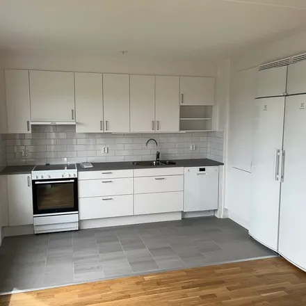 Rent this 3 bed apartment on Malörtsvägen in 231 38 Trelleborg, Sweden