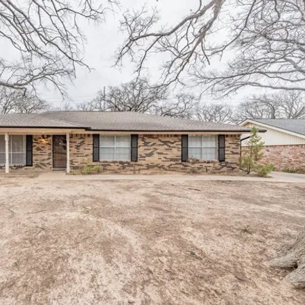 Buy this 3 bed house on 3447 Sheffield Drive in Arlington, TX 76013