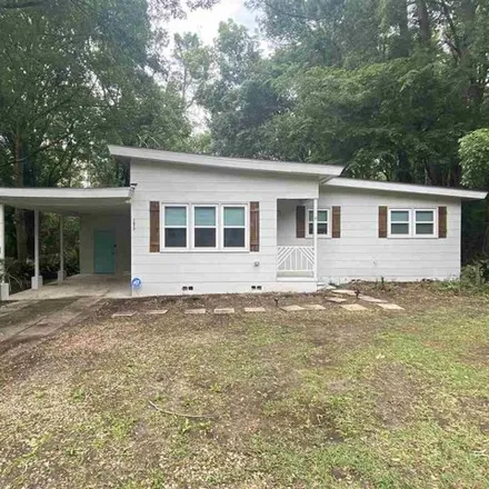 Rent this 3 bed house on 1575 Mayhew Street in Tallahassee, FL 32304