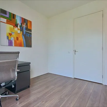 Rent this 3 bed apartment on Eerste Weteringdwarsstraat 56 in 1017 TP Amsterdam, Netherlands
