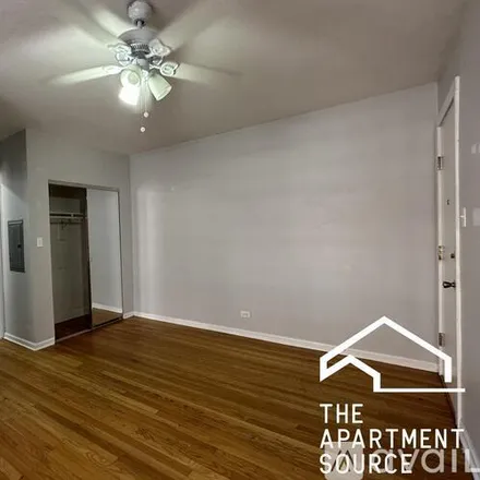 Image 2 - 3529 W Wrightwood Ave, Unit 1E - Apartment for rent