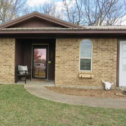 Buy this 3 bed house on 697 South Hall Street in Clarksville, TX 75426
