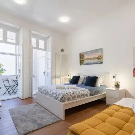 Rent this 1 bed apartment on Siktak in Rua dos Bragas, 4050-363 Porto