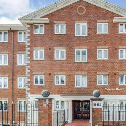 Image 5 - Croydon Road, Tandridge, CR3 6QF, United Kingdom - Apartment for sale