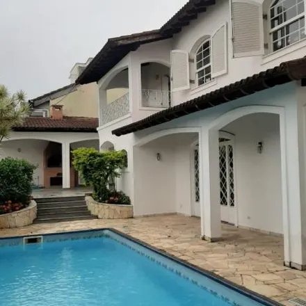 Buy this 5 bed house on Rua Professor Herval Brasil in Socorro, Mogi das Cruzes - SP