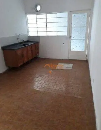 Buy this 5 bed house on Rua Terezópolis in São João, Guarulhos - SP