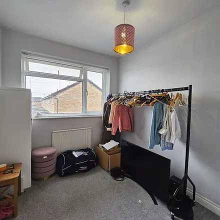 Rent this 3 bed apartment on Brionne Way in Gloucester, GL2 0UE