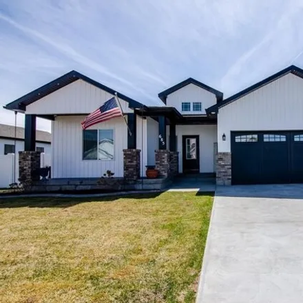 Buy this 5 bed house on Cole Court in South Idaho Falls, Idaho Falls