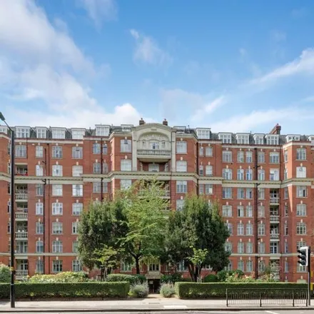 Rent this 3 bed apartment on Clive Court in Maida Vale, London