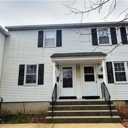 Buy this 2 bed townhouse on 303 Sylvan Knoll Road in Stamford, CT 06902