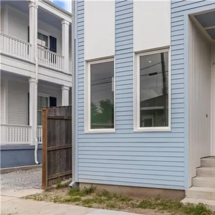 Rent this 3 bed house on 521 Third Street in New Orleans, LA 70130