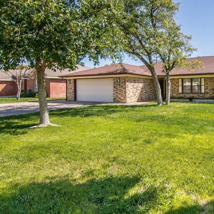 Buy this 4 bed house on 2244 North Evergreen Street in Pampa, TX 79065