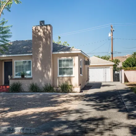 Buy this 2 bed house on 3440 North Sepulveda Avenue in Arrowhead, San Bernardino