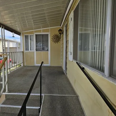 Image 5 - 4th Street, Lancaster, CA 93535, USA - Apartment for sale