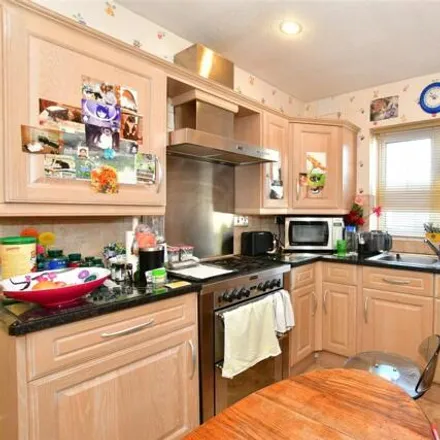 Image 7 - Shenfield Place, Brentwood, CM15 9AH, United Kingdom - House for sale