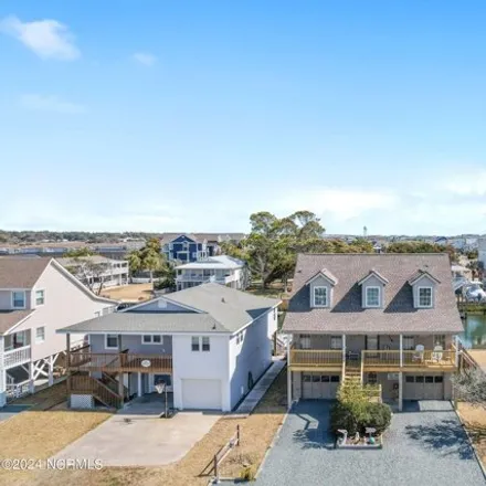 Image 9 - 156 Lumberton Street, Holden Beach, Brunswick County, NC 28462, USA - House for sale