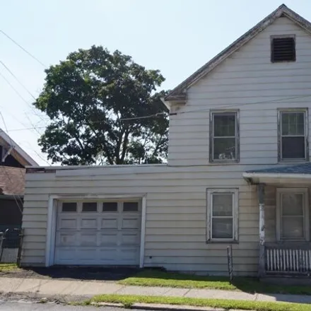 Buy this 4 bed house on 5 Worth Alley in Oakdale, City of Hudson