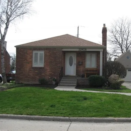 Buy this 3 bed house on 22400 Madison Street in Saint Clair Shores, MI 48081