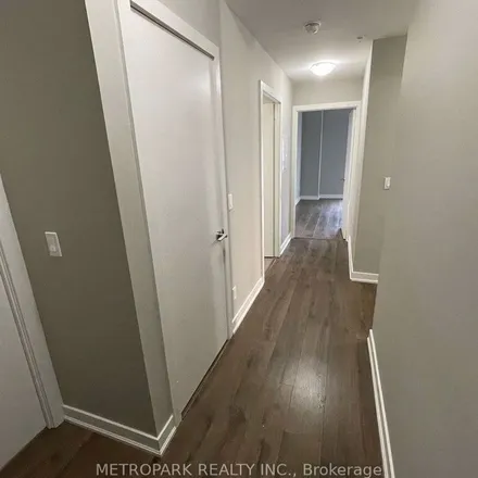 Image 3 - 30 Nelson Street, Toronto, ON M1J 2V6, Canada - Apartment for rent