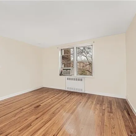 Image 3 - unnamed road, New York, NY 10471, USA - Apartment for sale