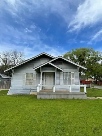 Buy this 3 bed house on 902 South Bishop Avenue in Dallas, TX 75208