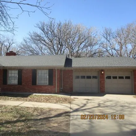 Rent this 3 bed house on 3912 Doris Drive in Amarillo, TX 79109