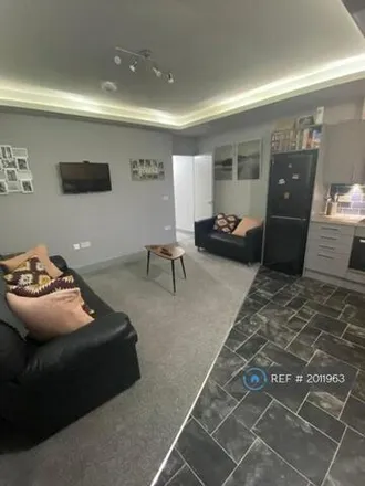 Image 2 - Sleep Maker, 39-41 Westgate, Wakefield, WF1 1JX, United Kingdom - Apartment for rent