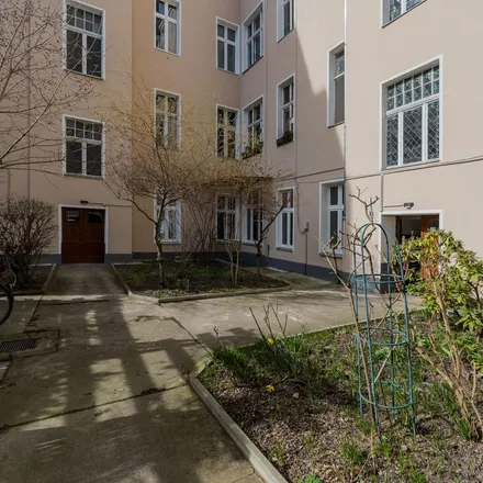 Rent this 2 bed apartment on Hasenheide 71 in 10967 Berlin, Germany