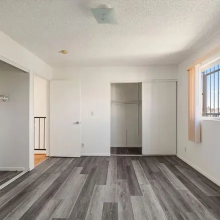 Image 3 - 1024 West 84th Place, Los Angeles, CA 90044, USA - Apartment for rent