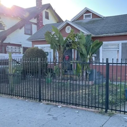 Image 2 - 104 West Vernon Avenue, Los Angeles, CA 90037, USA - House for sale