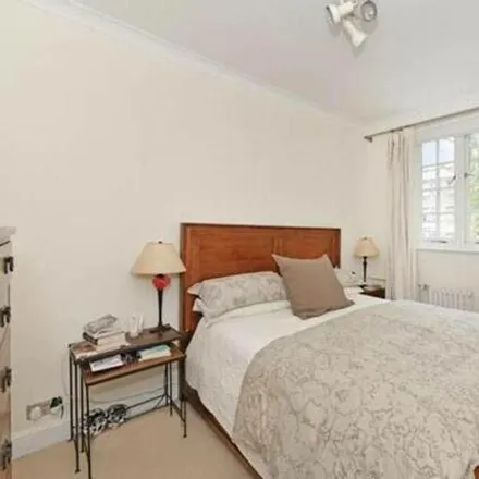 Image 9 - Hyde Park Street, London, W2 2LW, United Kingdom - Townhouse for rent