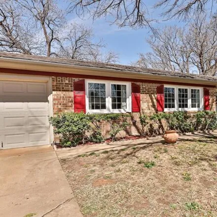 Buy this 3 bed house on 3508 61st Street in Lubbock, TX 79413