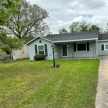 Image 2 - 1409 Wolfe City Drive, Reavilon, Greenville, TX 75401, USA - House for rent