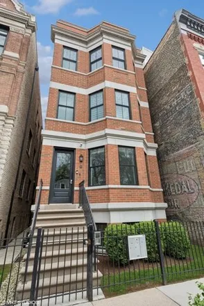 Buy this 4 bed condo on 1903 North Bissell Street in Chicago, IL 60614