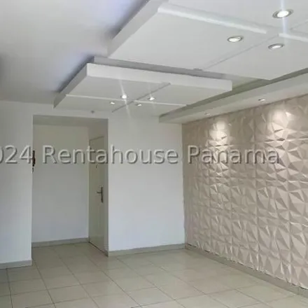 Rent this 3 bed apartment on Panamá