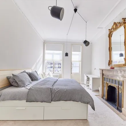Rent this 1 bed apartment on Rue Washington - Washingtonstraat 184 in 1050 Ixelles - Elsene, Belgium
